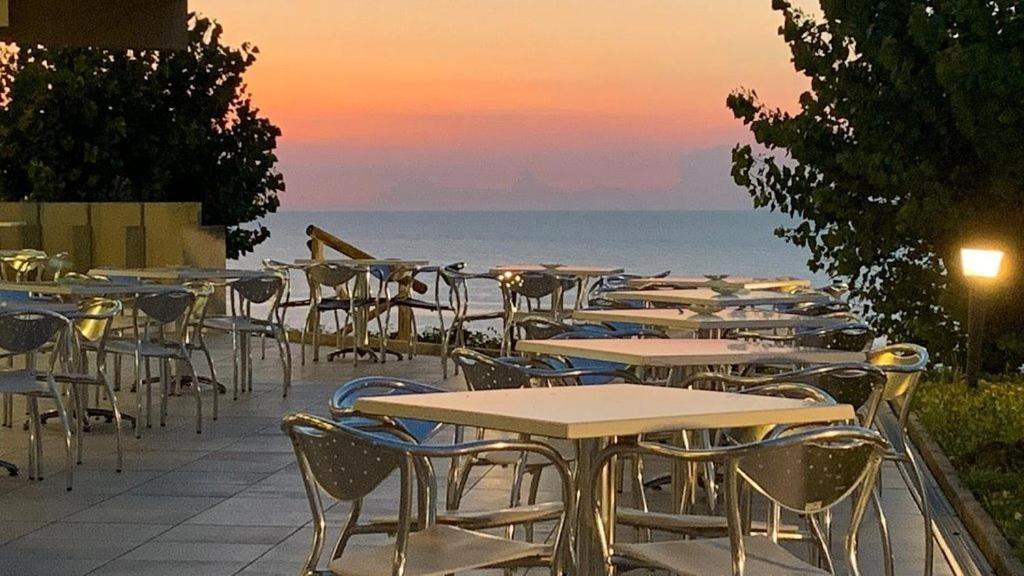 Albergo Capo Est غابيتّشي ماري المظهر الخارجي الصورة